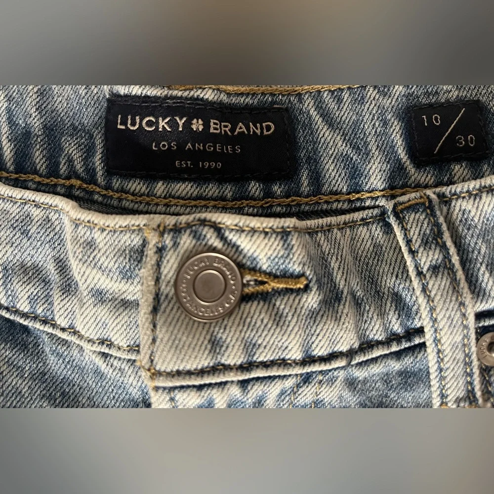 Lucky Brand Mid Rise Cut Off Shorts - Picture 7 of 8